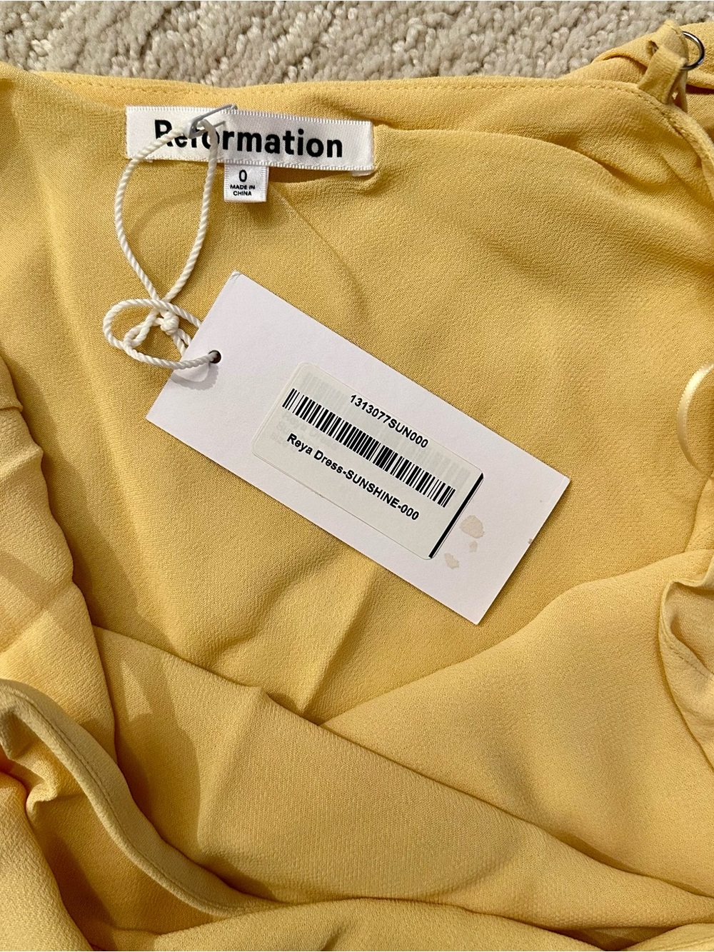 Reformation Reya Dress in Sunshine Size 0 - Picture 4 of 5